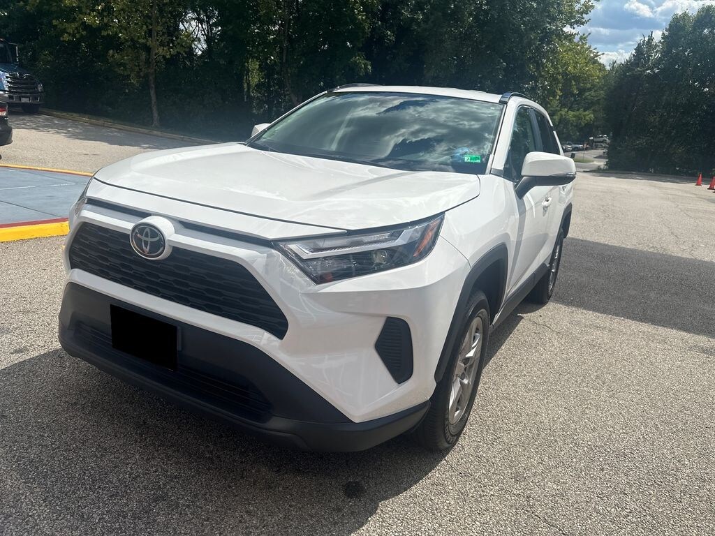 Used 2025 Toyota RAV4 XLE SUV