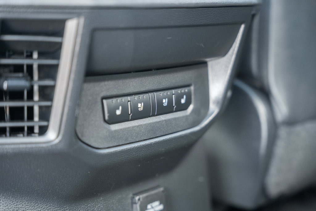2024 Toyota Tundra Platinum - Photo 35