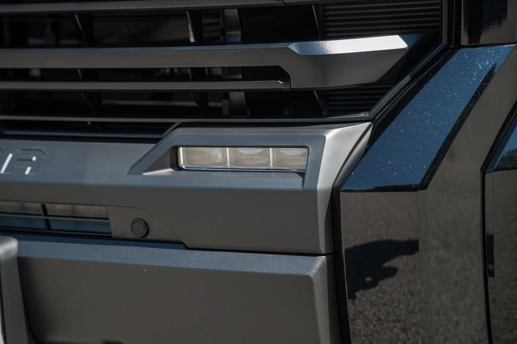 2026 Toyota Tundra SR5 - Photo 13