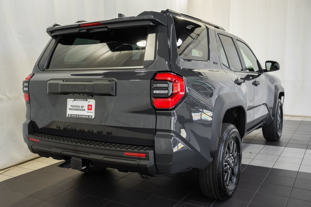 New 2026 Toyota 4Runner SR5 SUV
