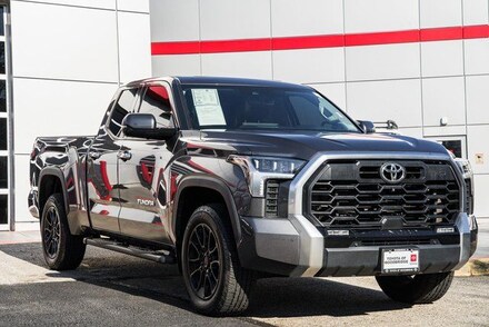 2022 Toyota Tundra Limited Truck