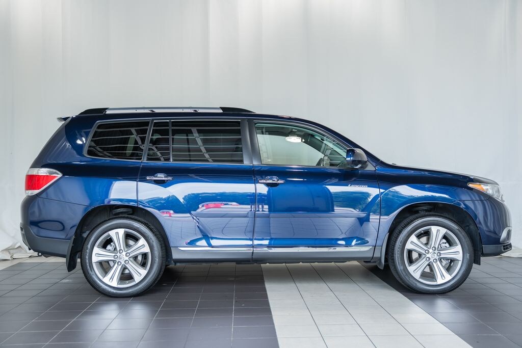 Used 2012 Toyota Highlander Limited SUV