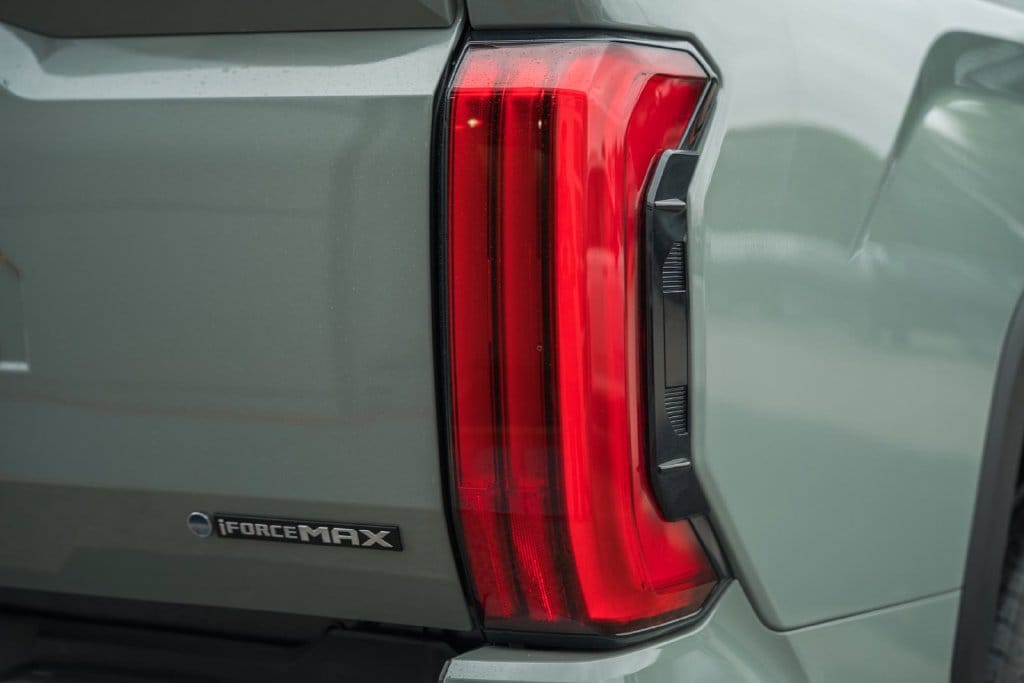 2025 Toyota Tundra Limited - Photo 7