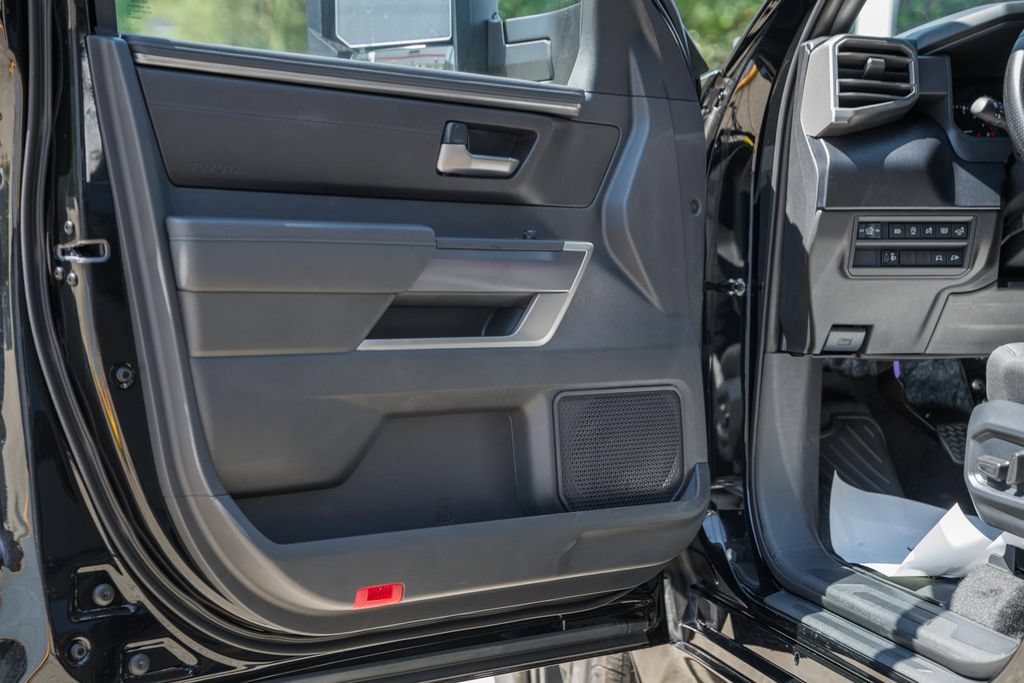 2026 Toyota Tundra SR5 - Photo 35
