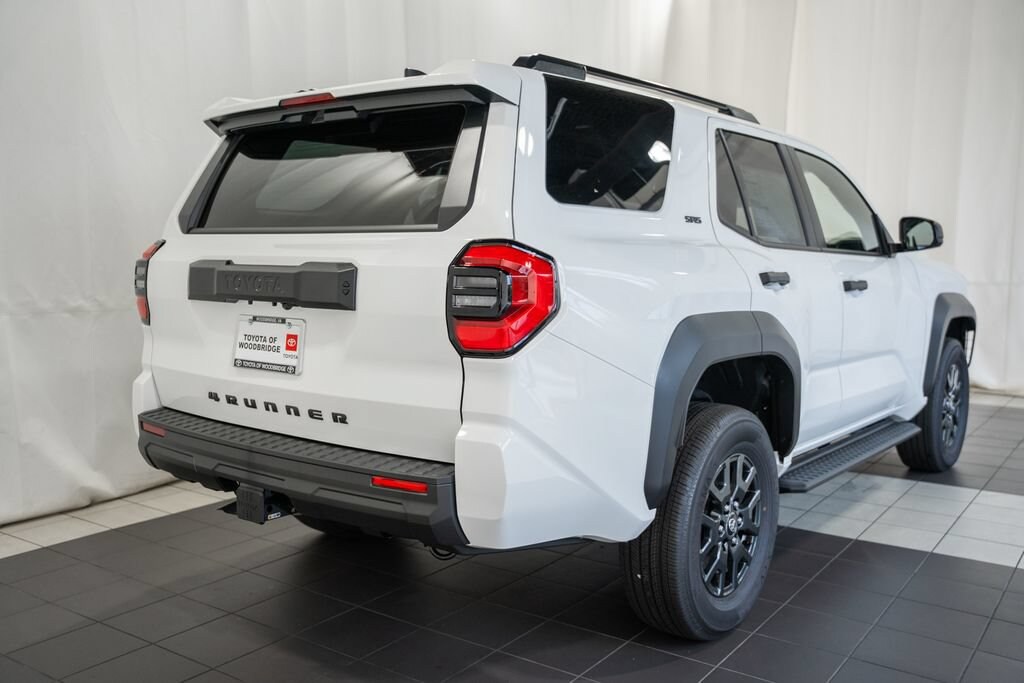New 2026 Toyota 4Runner SR5 SUV