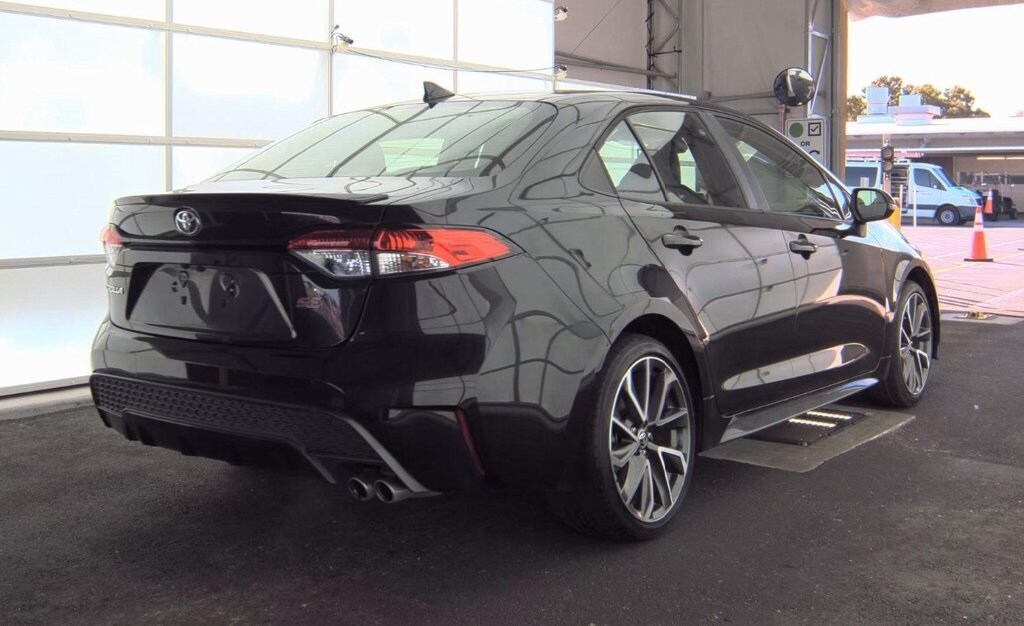 Used 2022 Toyota Corolla SE Sedan