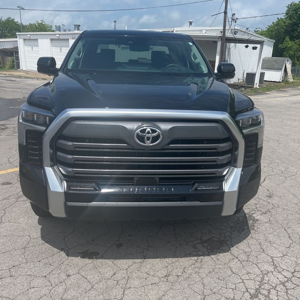 Used 2022 Toyota Tundra Limited with VIN 5TFJA5DB4NX038694 for sale in Woodbridge, VA