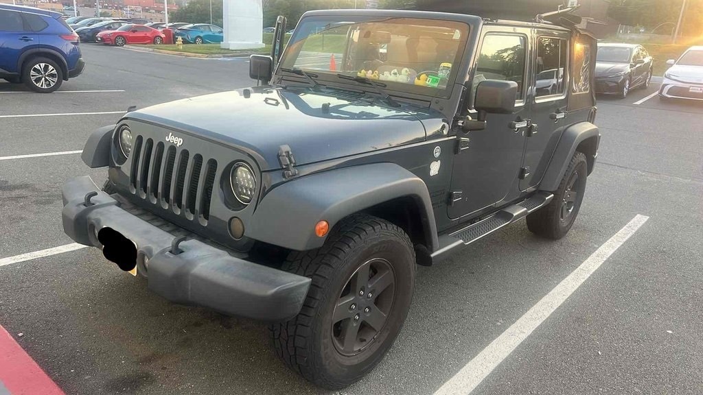 Used 2016 Jeep Wrangler Unlimited Sport S with VIN 1C4BJWDG5GL192749 for sale in Woodbridge, VA