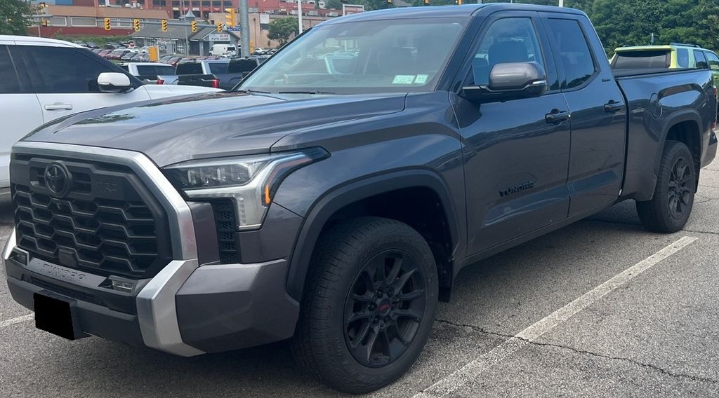 2022 Toyota Tundra Limited 3.4L 4WD Double Cab 6.5' Bed's photo
