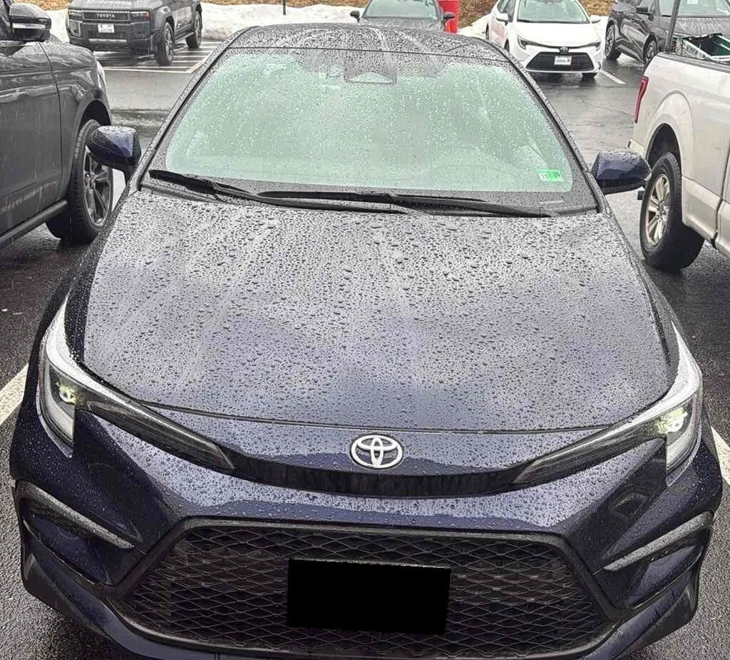 Used 2024 Toyota Corolla SE Sedan
