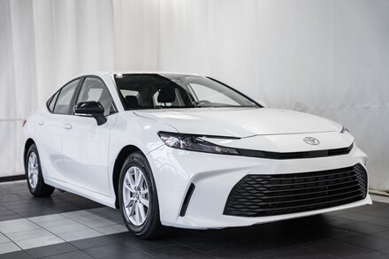 2025 Toyota Camry LE Sedan