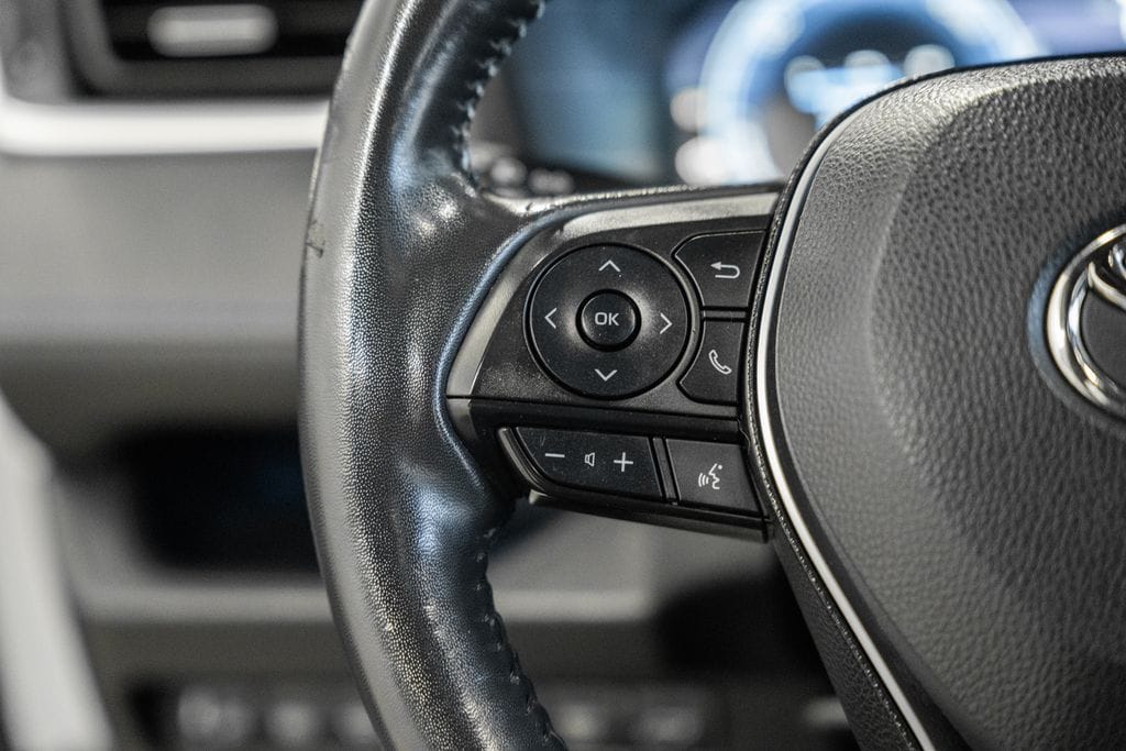 2024 Toyota RAV4 XSE - Photo 25