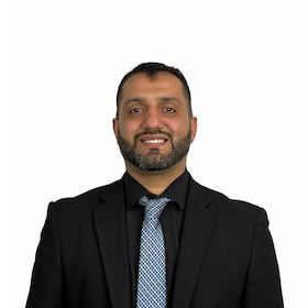 Staff member Samee Ali from ID_fd1fa3