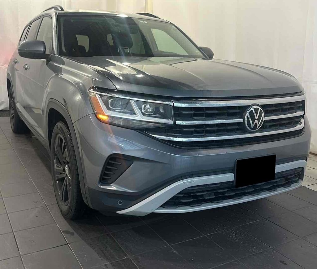 2022 Volkswagen Atlas SE w/Tech
