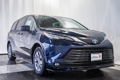 2025 Toyota Sienna XLE Van Passenger Van