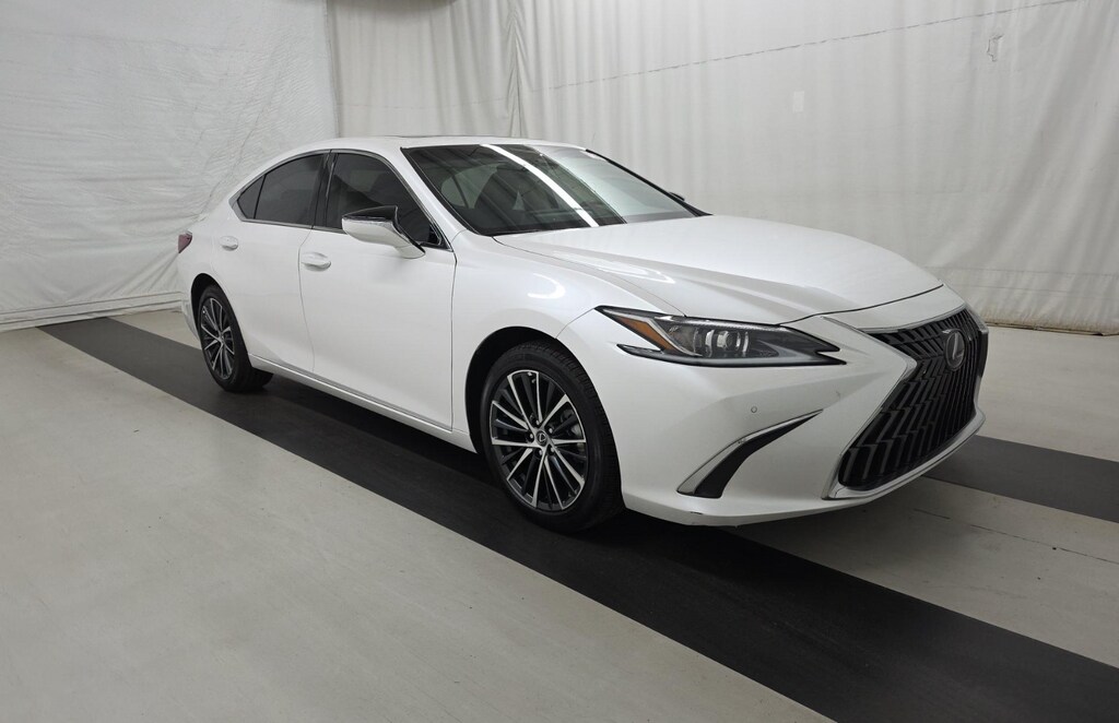 Used 2025 Lexus ES 300h Sedan