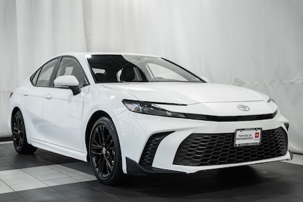 2025 Toyota Camry SE Sedan