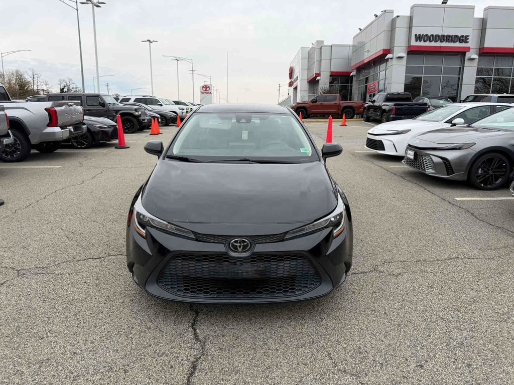 2020 Toyota Corolla LE photo 3