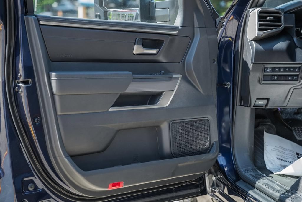 2026 Toyota Tundra SR5 - Photo 38