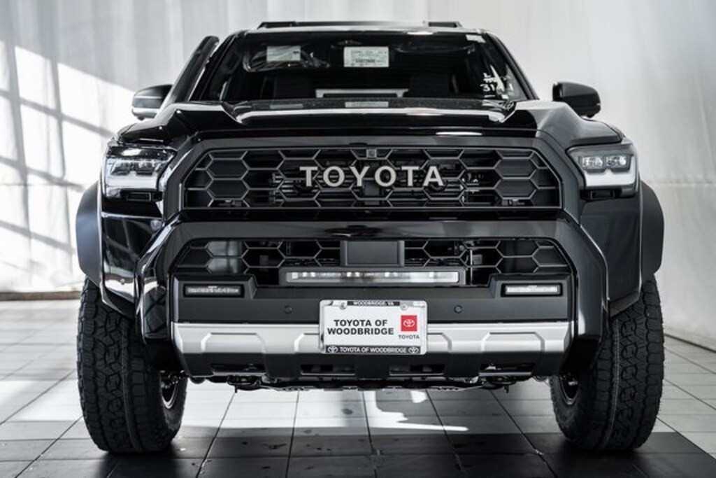 New 2025 Toyota 4Runner i-FORCE MAX Trailhunter SUV