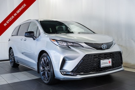 2023 Toyota Sienna XSE Minivan/Van
