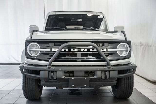 2022 Ford Bronco Outer Banks photo 2