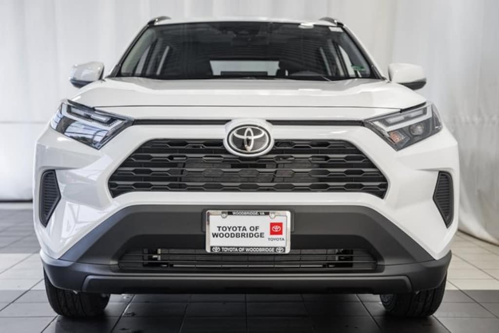New 2025 Toyota RAV4 XLE SUV