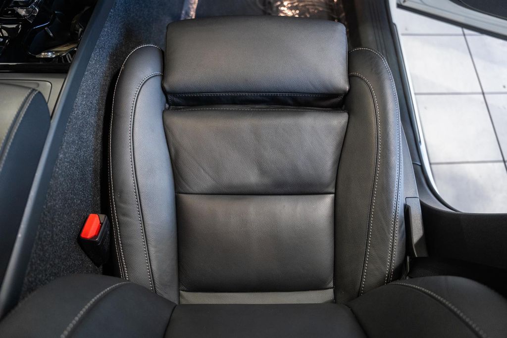 2023 Volvo XC40 Plus - Photo 32