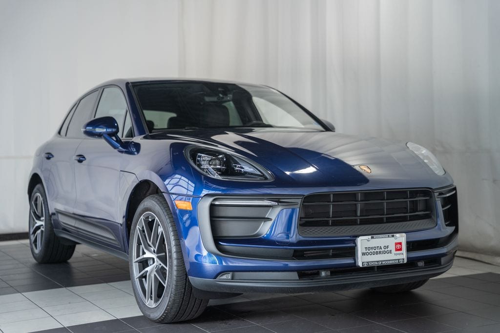 2022 Porsche Macan -'s photo