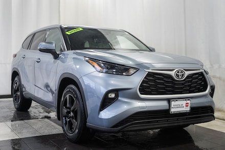 2022 Toyota Highlander LE SUV