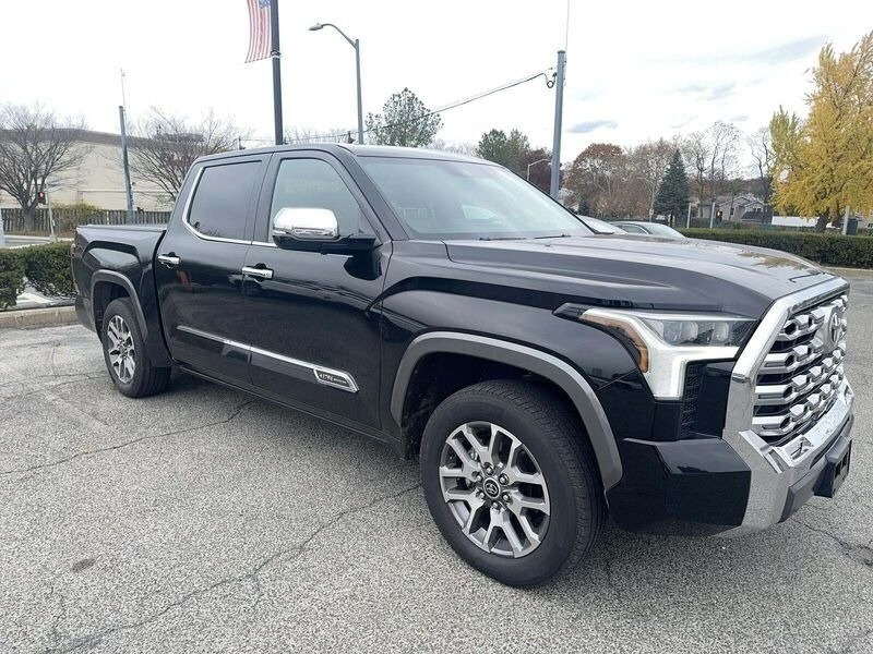 2022 Toyota Tundra 1794 Edition photo 2