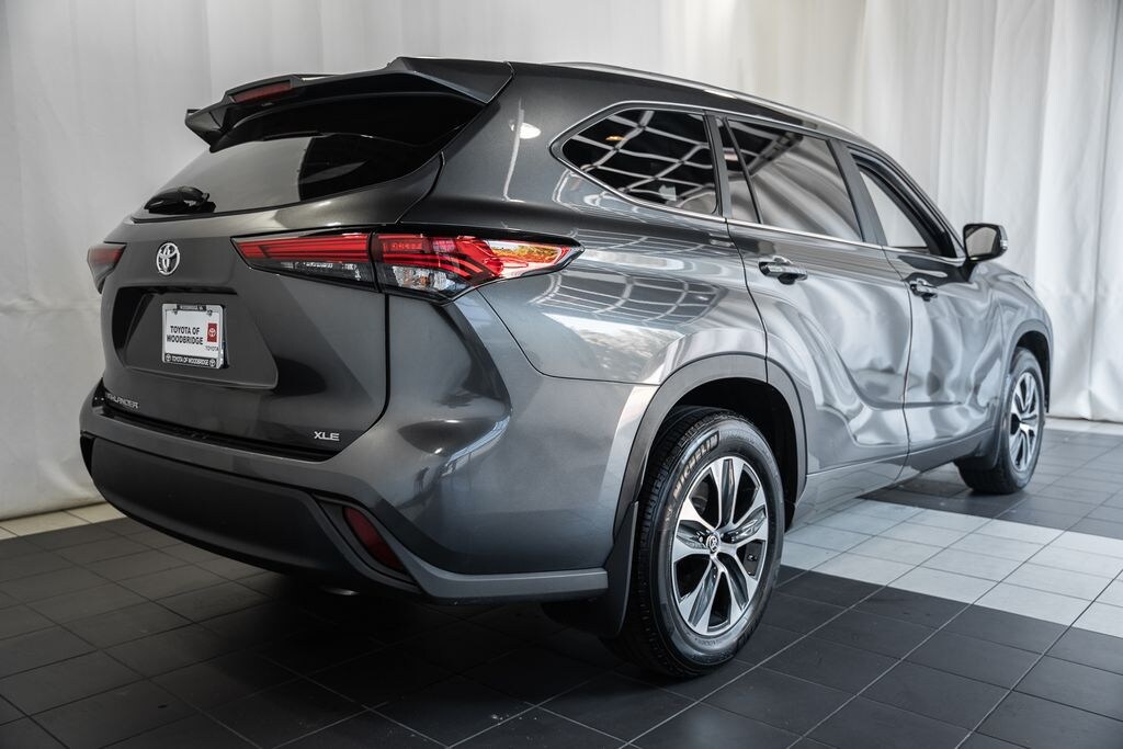 Used 2023 Toyota Highlander XLE SUV