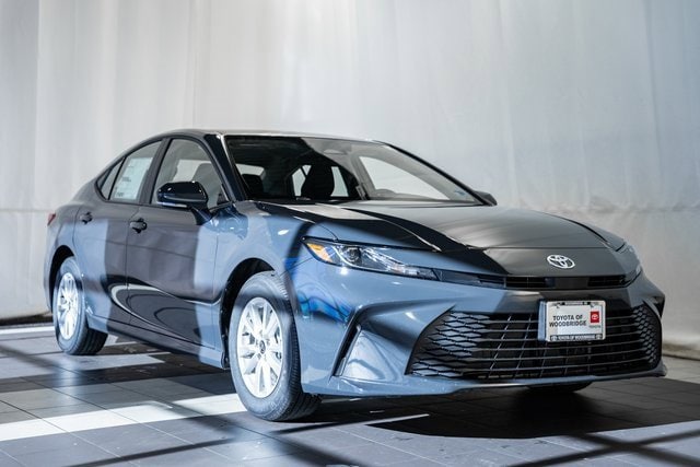 2026 Toyota Camry LE's photo