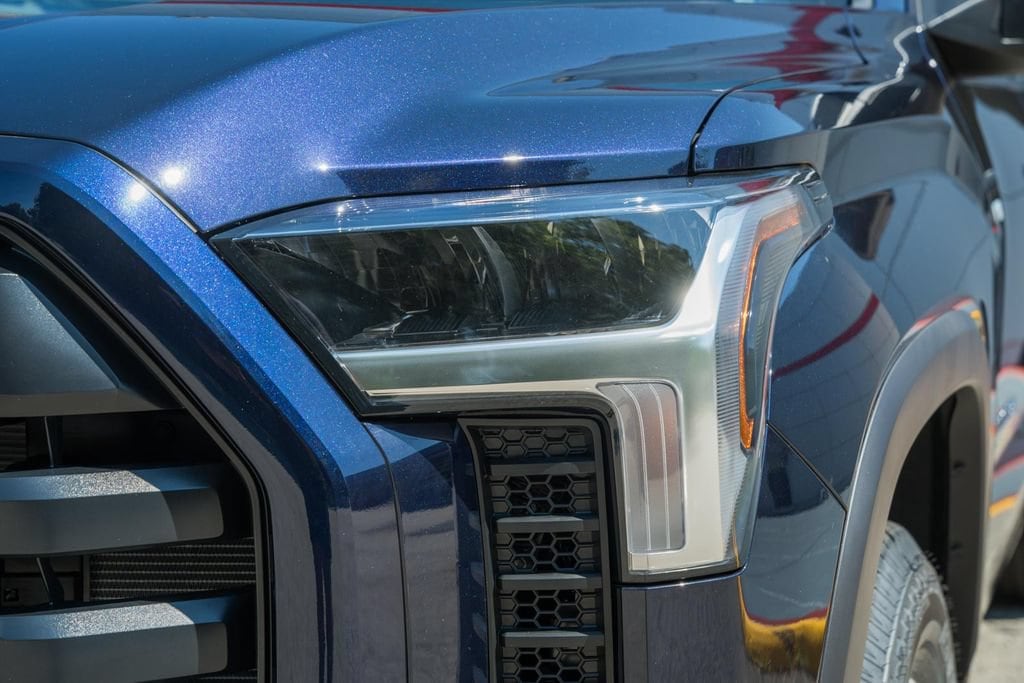 2026 Toyota Tundra SR5 - Photo 12