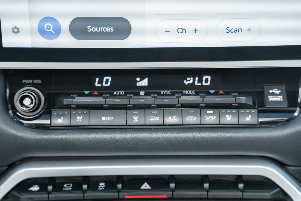 2024 Toyota Tundra Platinum - Photo 23