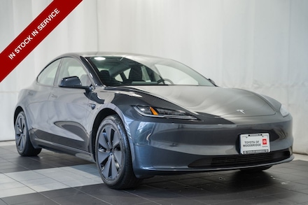 2025 Tesla Model 3 Long Range Sedan