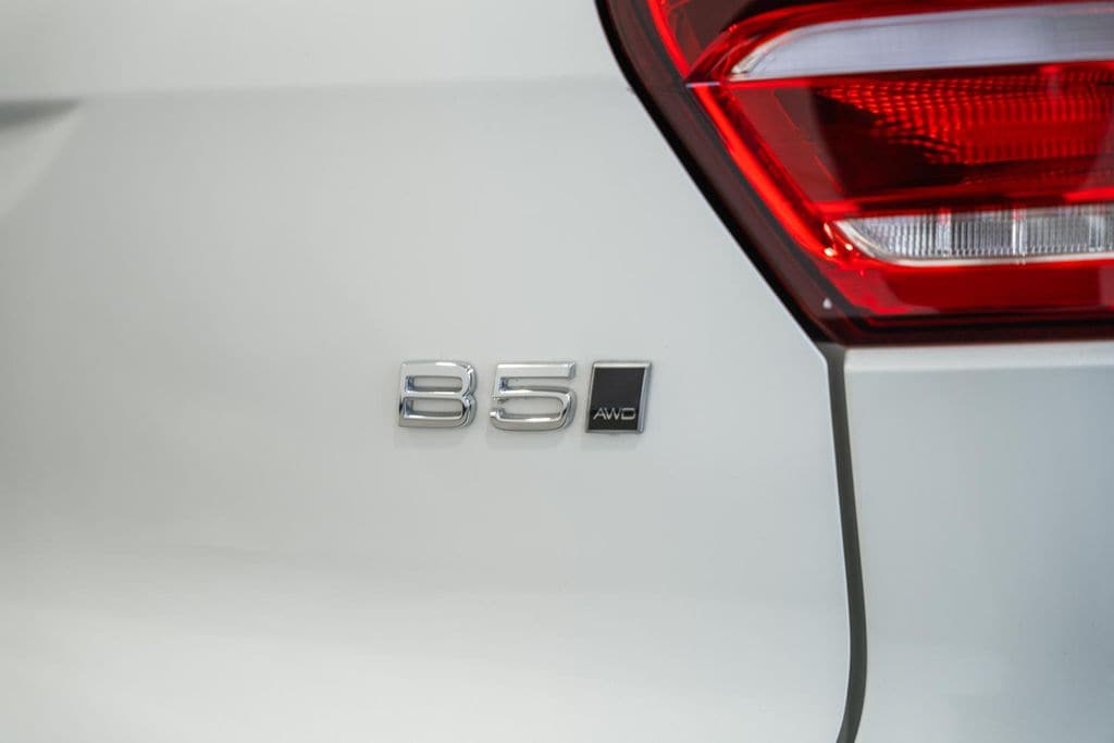 2023 Volvo XC40 Plus - Photo 7