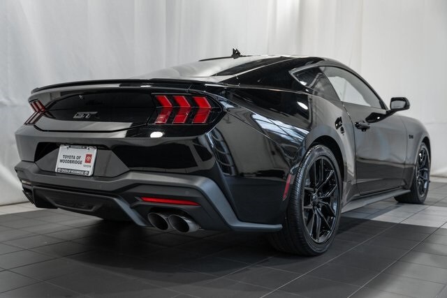 2025 Ford Mustang GT Premium photo 4