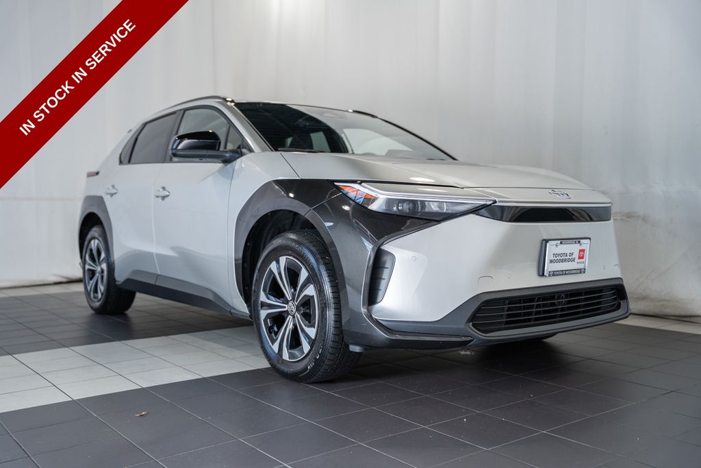 Used 2024 Toyota bZ4X XLE with VIN JTMABACA6RA055746 for sale in Woodbridge, VA