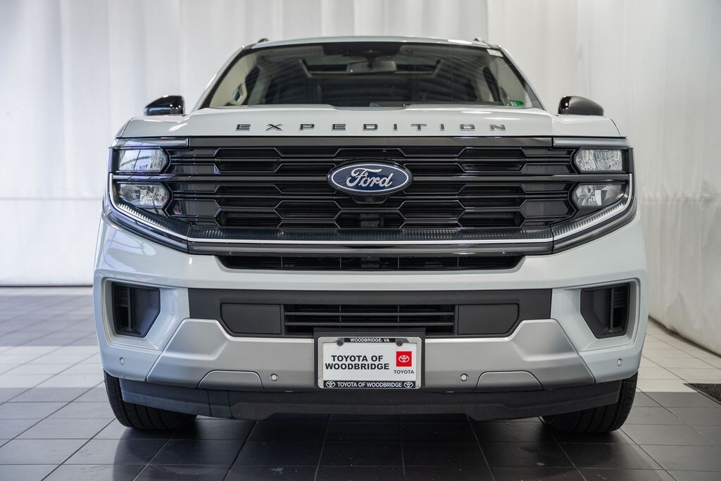 Used 2025 Ford Expedition Max Platinum SUV