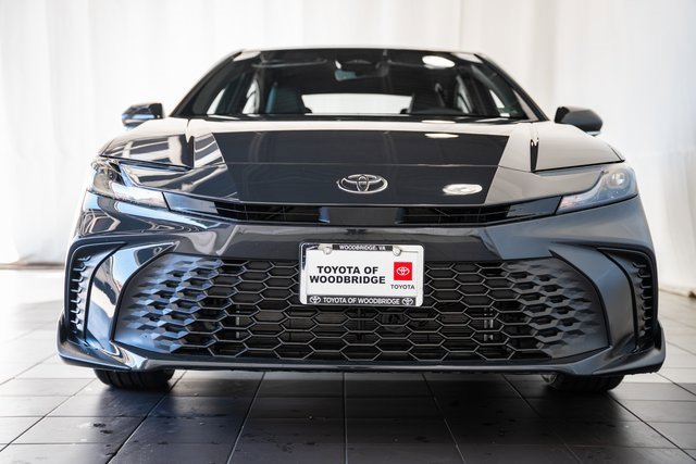 2026 Toyota Camry SE photo 2