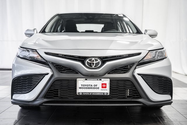 2024 Toyota Camry SE photo 2