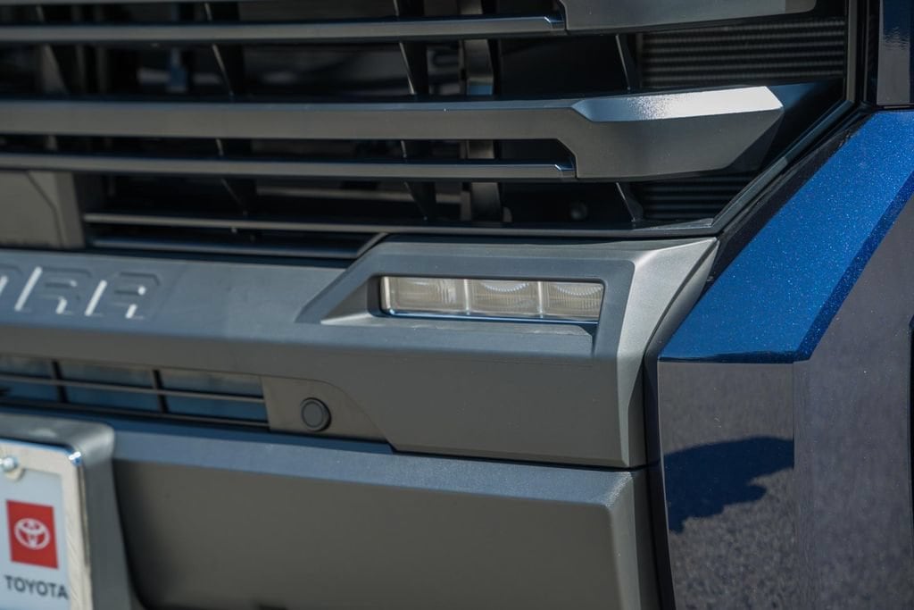 2026 Toyota Tundra SR5 - Photo 13