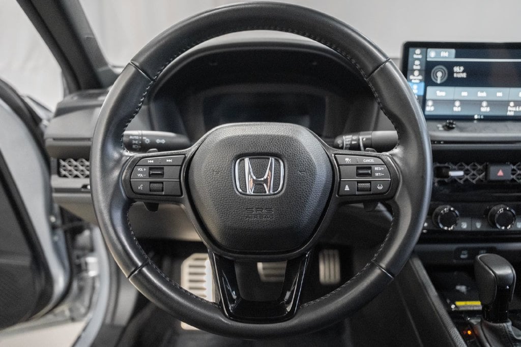 2025 Honda Accord Hybrid Sport-L - Photo 22
