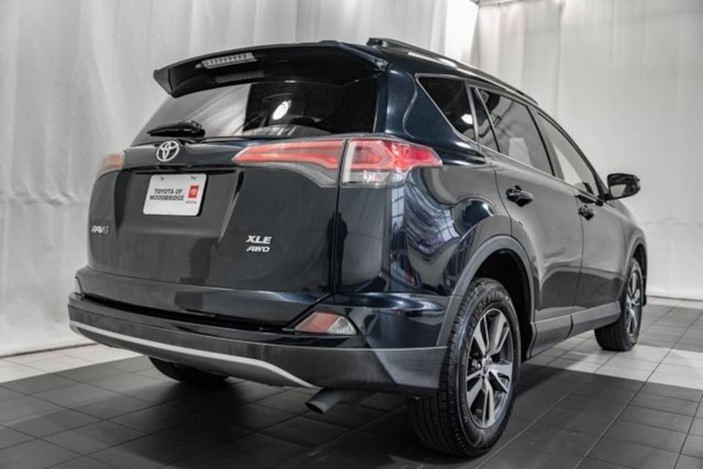 Used 2018 Toyota RAV4 XLE SUV