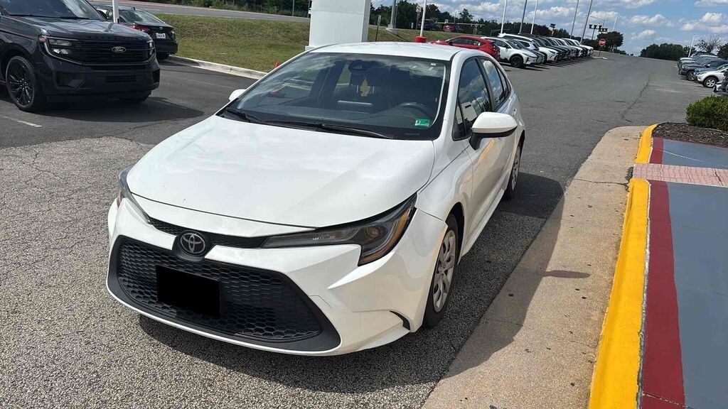 Used 2022 Toyota Corolla LE Sedan