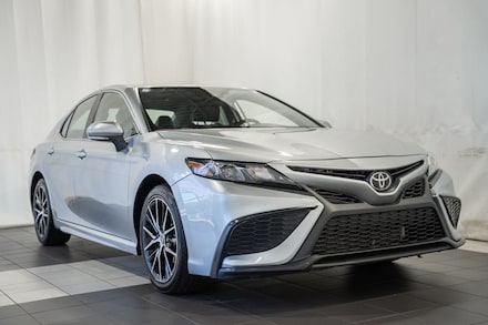 2024 Toyota Camry SE Sedan