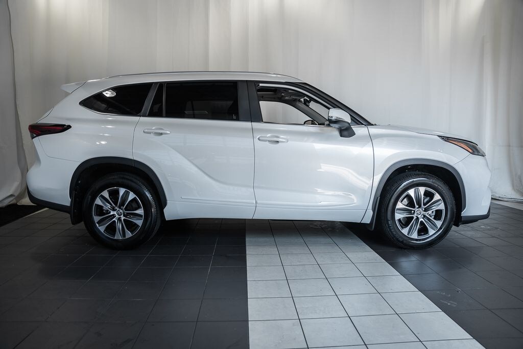 Certified 2026 Toyota Highlander XLE SUV