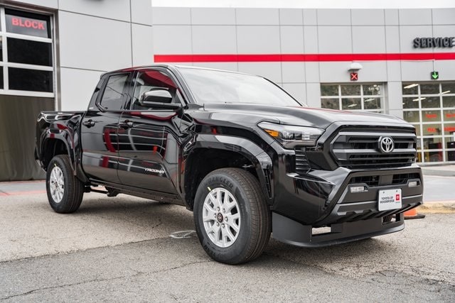 2026 Toyota Tacoma SR5's photo