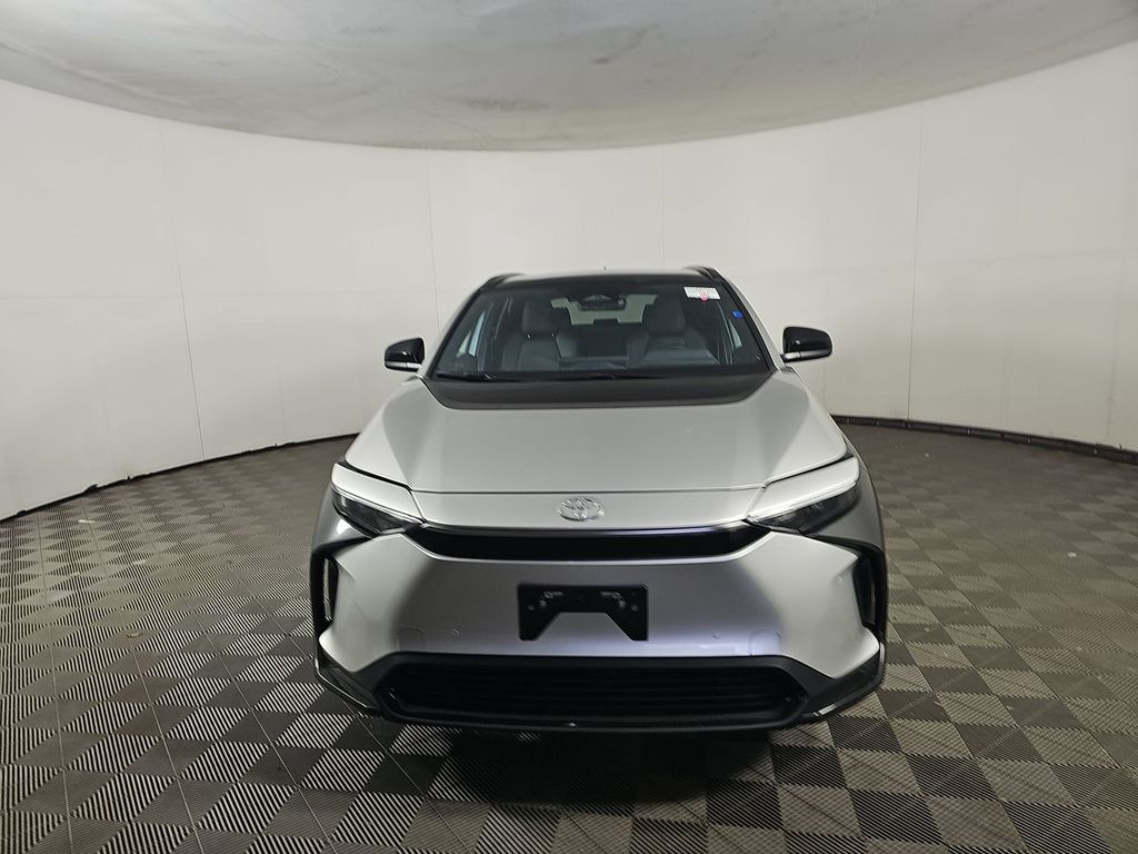 Used 2024 Toyota bZ4X XLE with VIN JTMABACA6RA055746 for sale in Woodbridge, VA